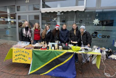 RÜCKBLICK: Muffinverkauf für Tansania RÜCKBLICK: Muffinverkauf für Tansania