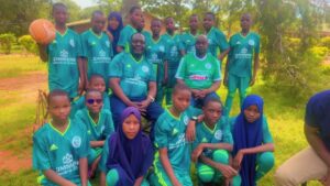 BERICHT: Trikotspende nach Tansania